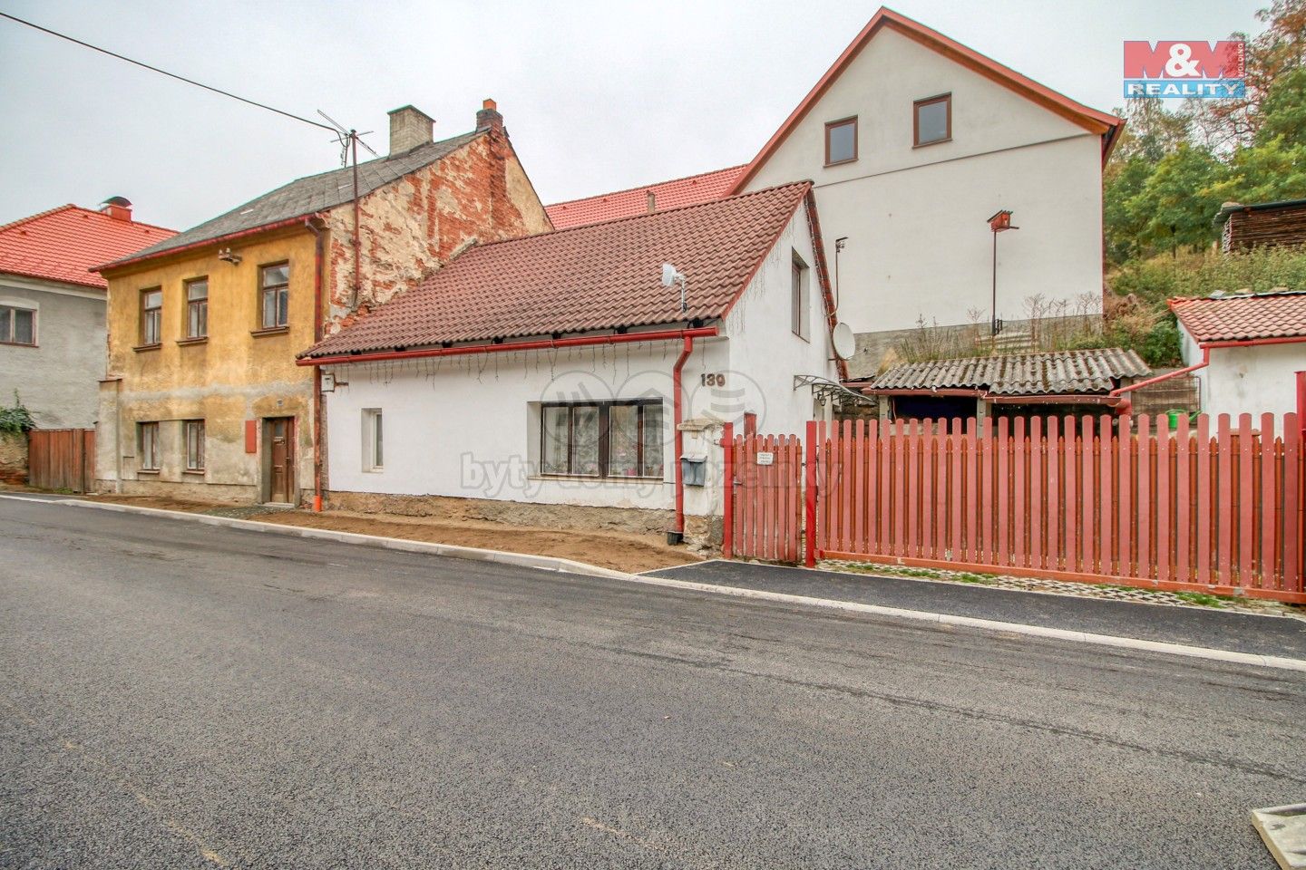 Prodej rodinný dům - Kolinec, 81 m²