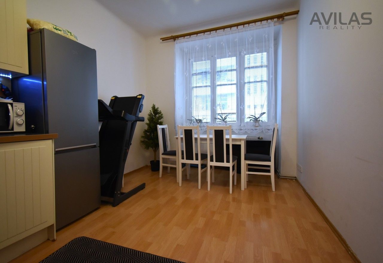 Pronájem byt 2+kk - Ambrožova, Praha, 49 m²