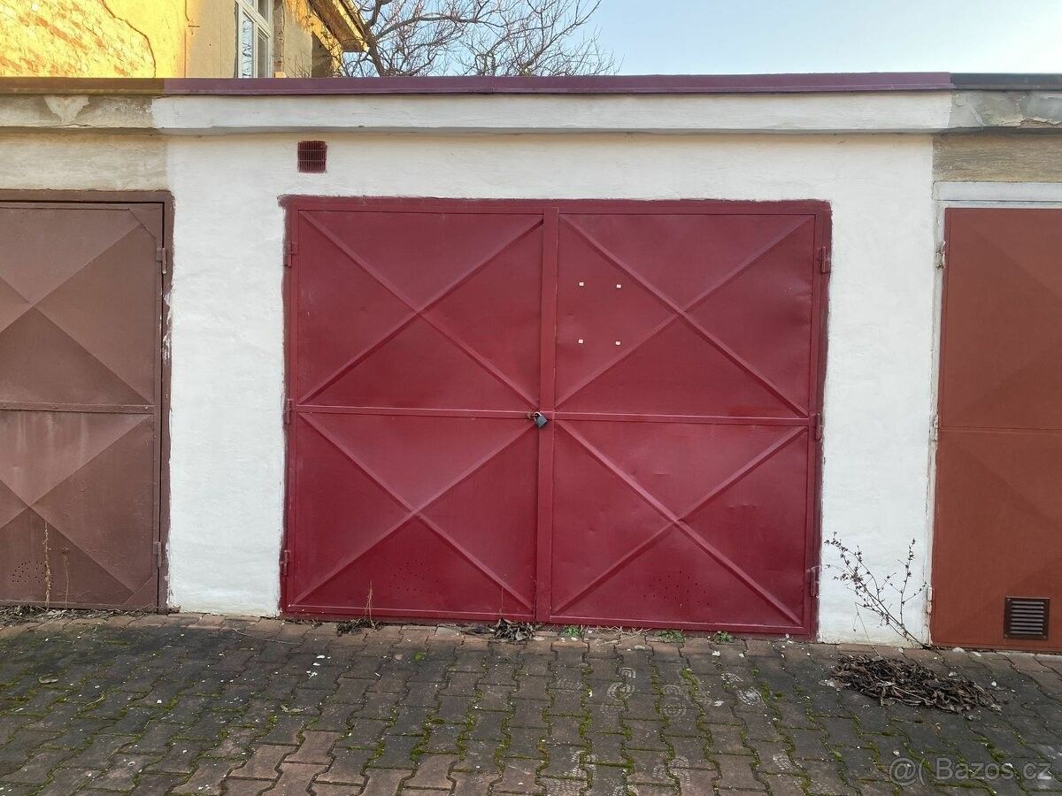Prodej garáž - Hradec Králové, 500 02, 17 m²