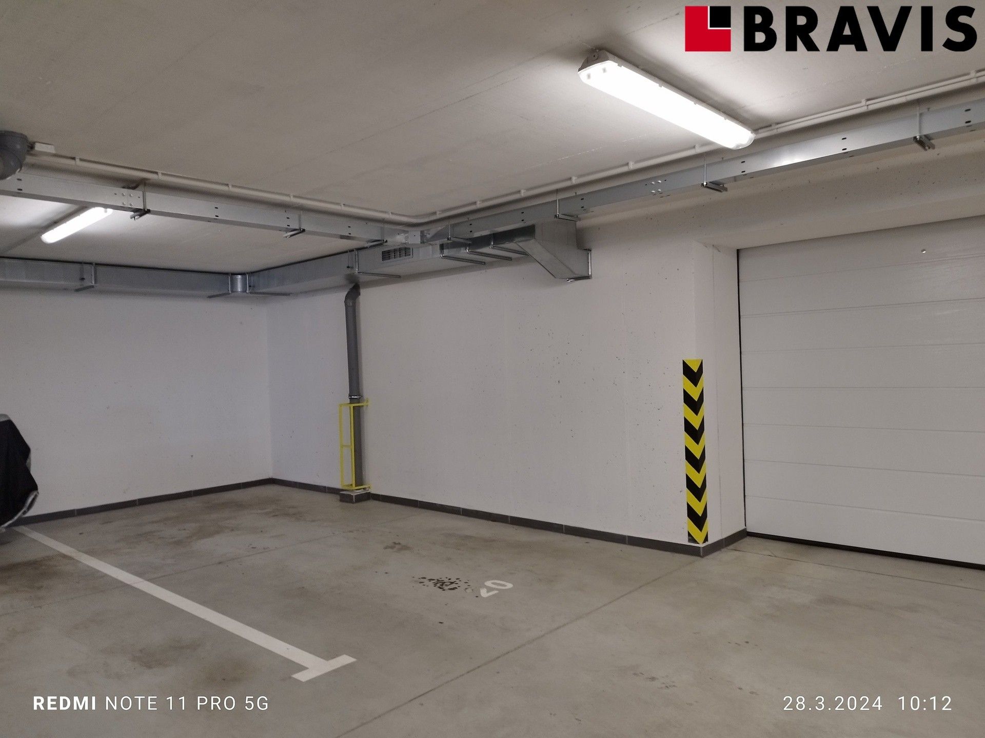 Pronájem garáž - Lišejníková, Žebětín, Brno, 15 m²
