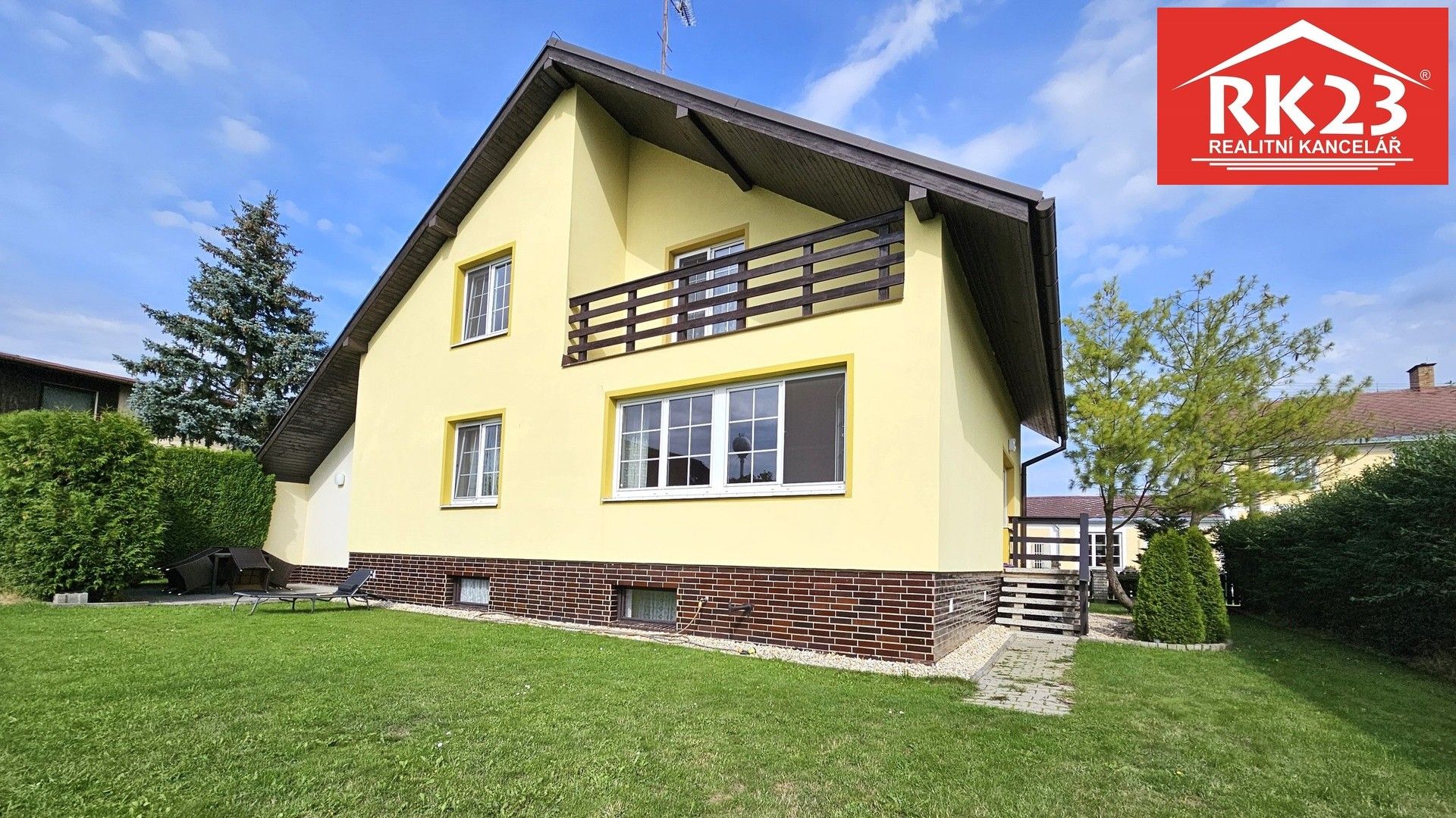 Prodej rodinný dům - Budovatelská, Drmoul, 240 m²