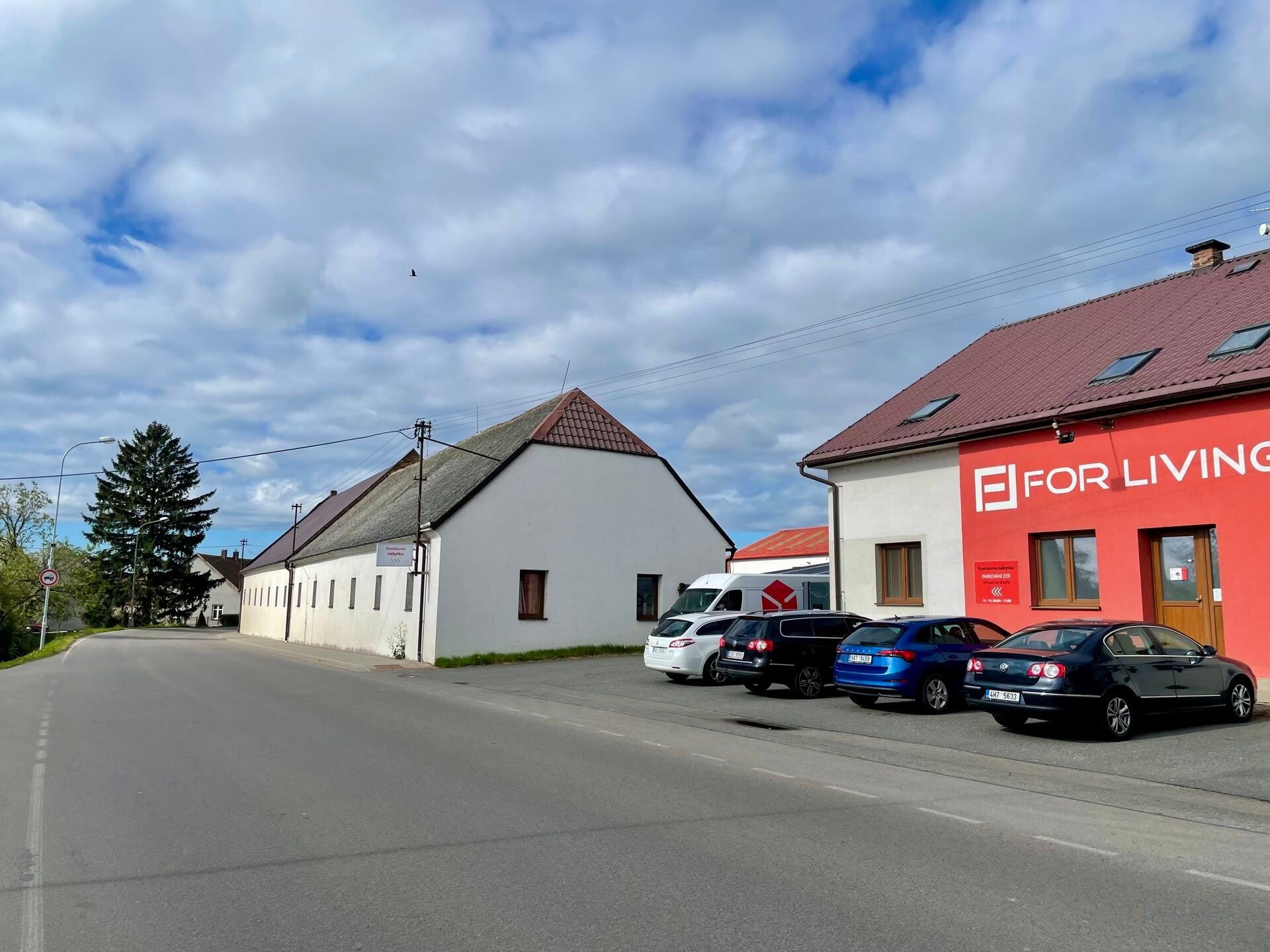 Prodej obchodní prostory - Vestec, Chrudim, Česko, 6 760 m²