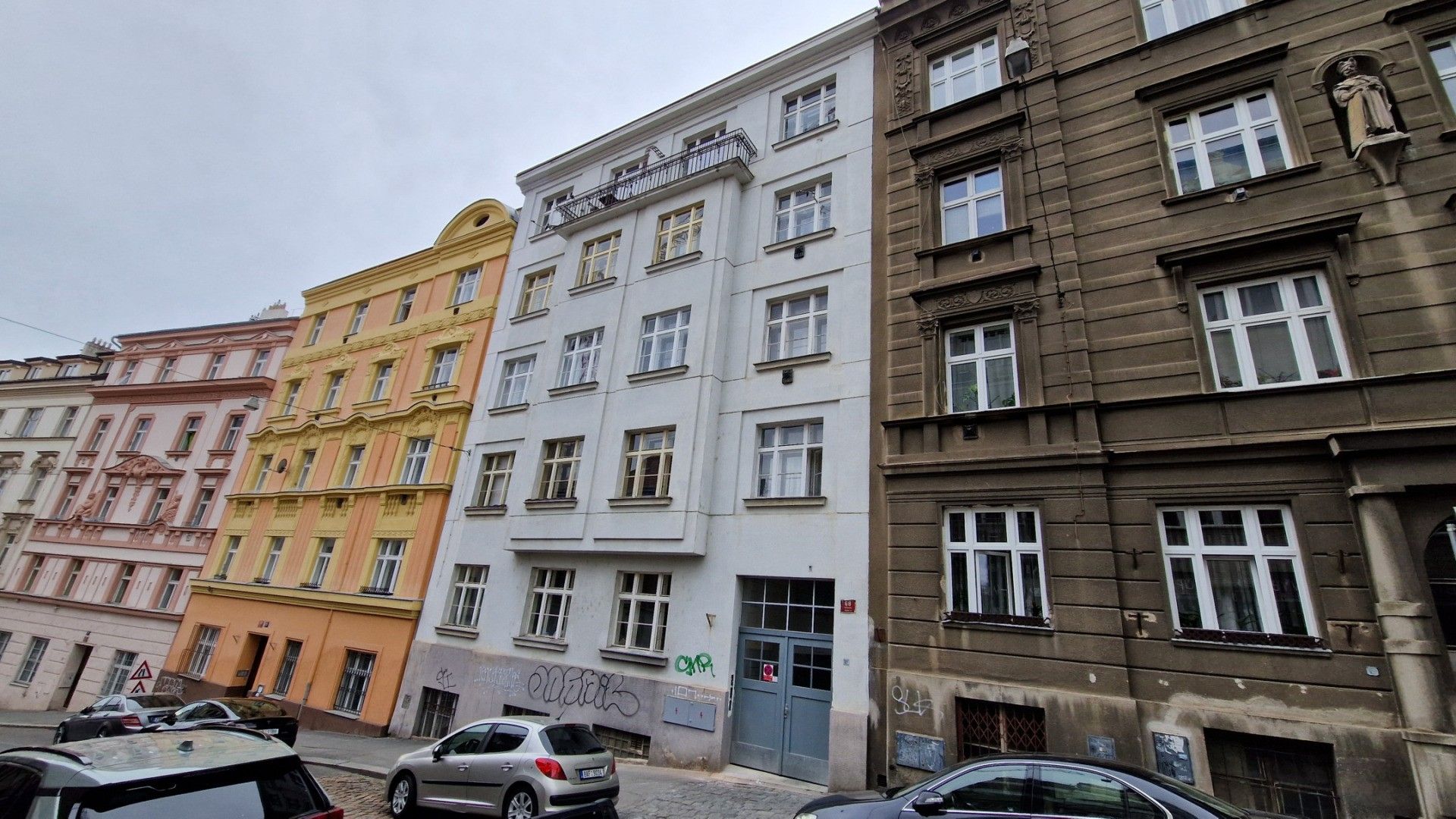 Prodej byt 2+kk - Košická, Praha, 64 m²