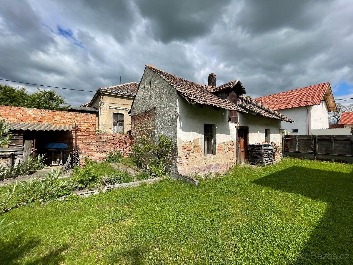 Prodej dům - Úžice u Kralup nad Vltavou, 277 45, 60 m²