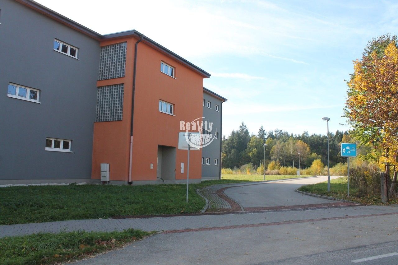 Pozemky pro bydlení, Otín, Jindřichův Hradec, Česko, 10 000 m²