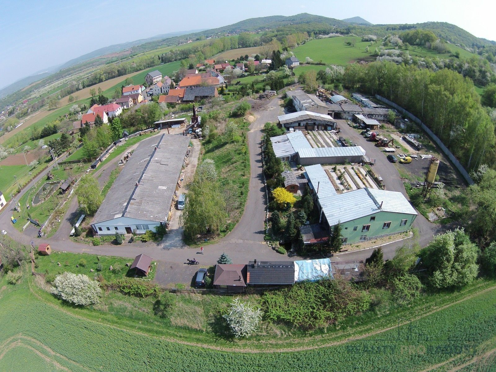 Prodej výrobní prostory - Černčická, Žalany, 18 052 m²