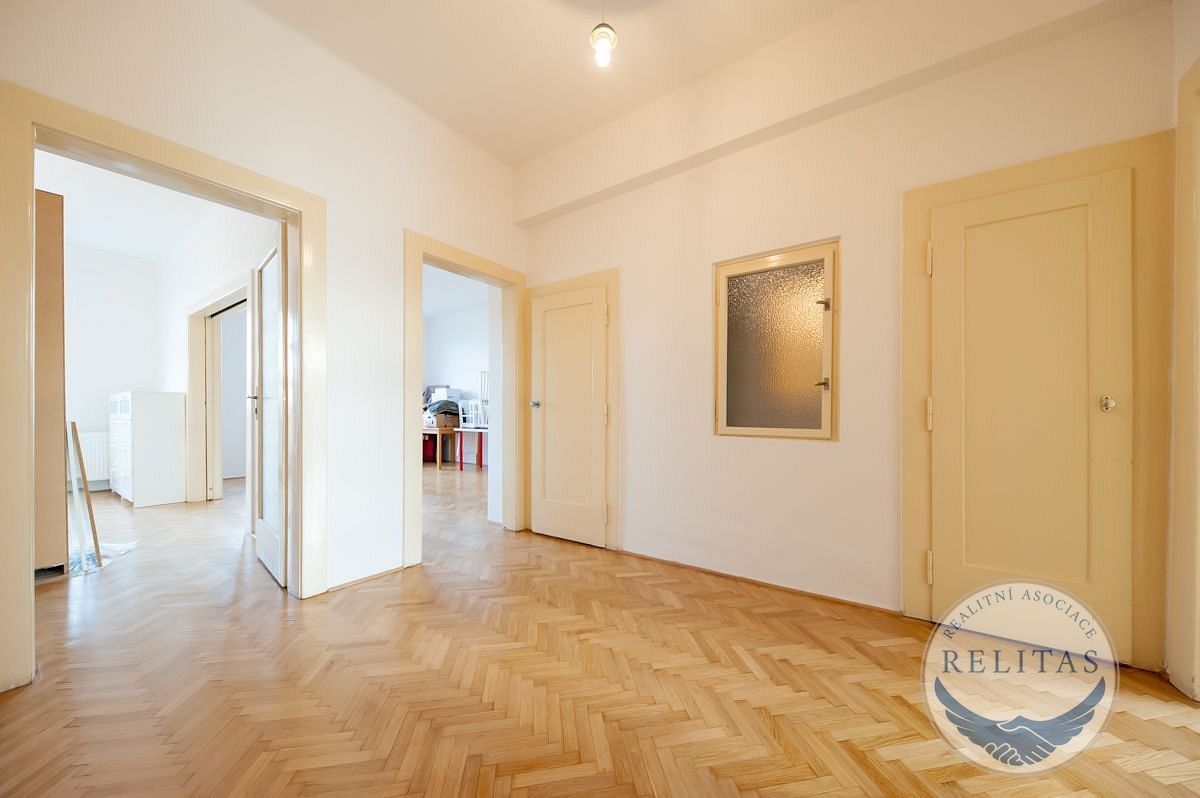 Pronájem byt 3+1 - Rooseveltova, Praha, 107 m²