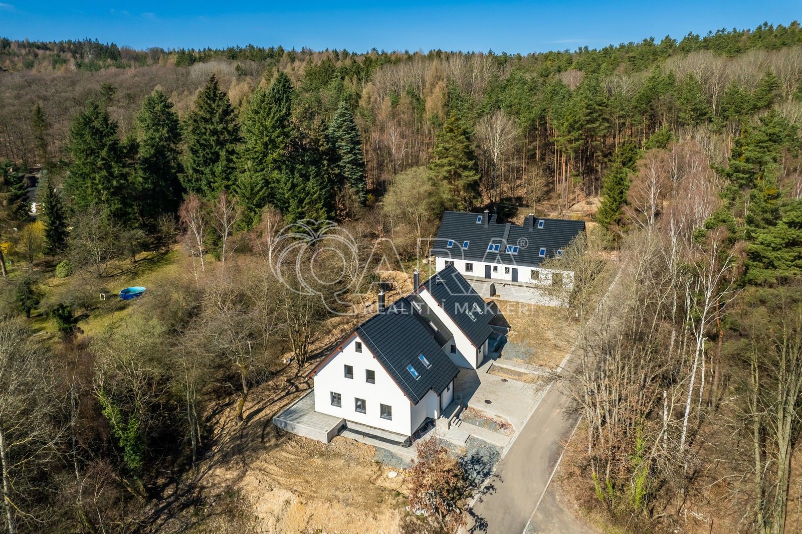 Rodinné domy, Mníšek pod Brdy, 200 m²