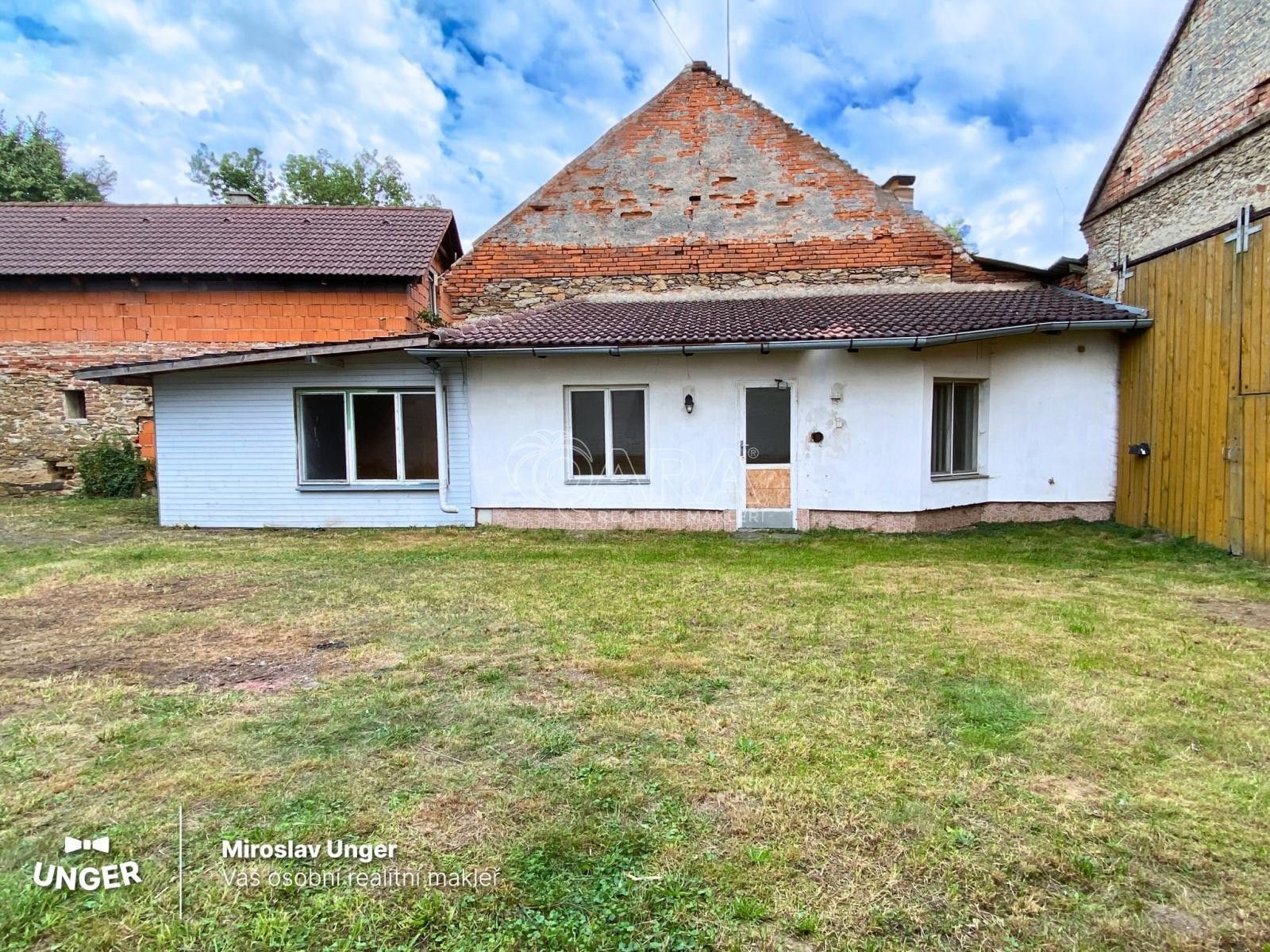 Prodej chata - Břežany I, 40 m²
