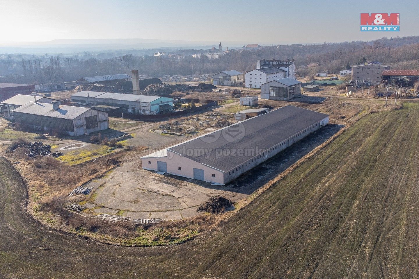 Zemědělské objekty, Postoloprty, 1 710 m²