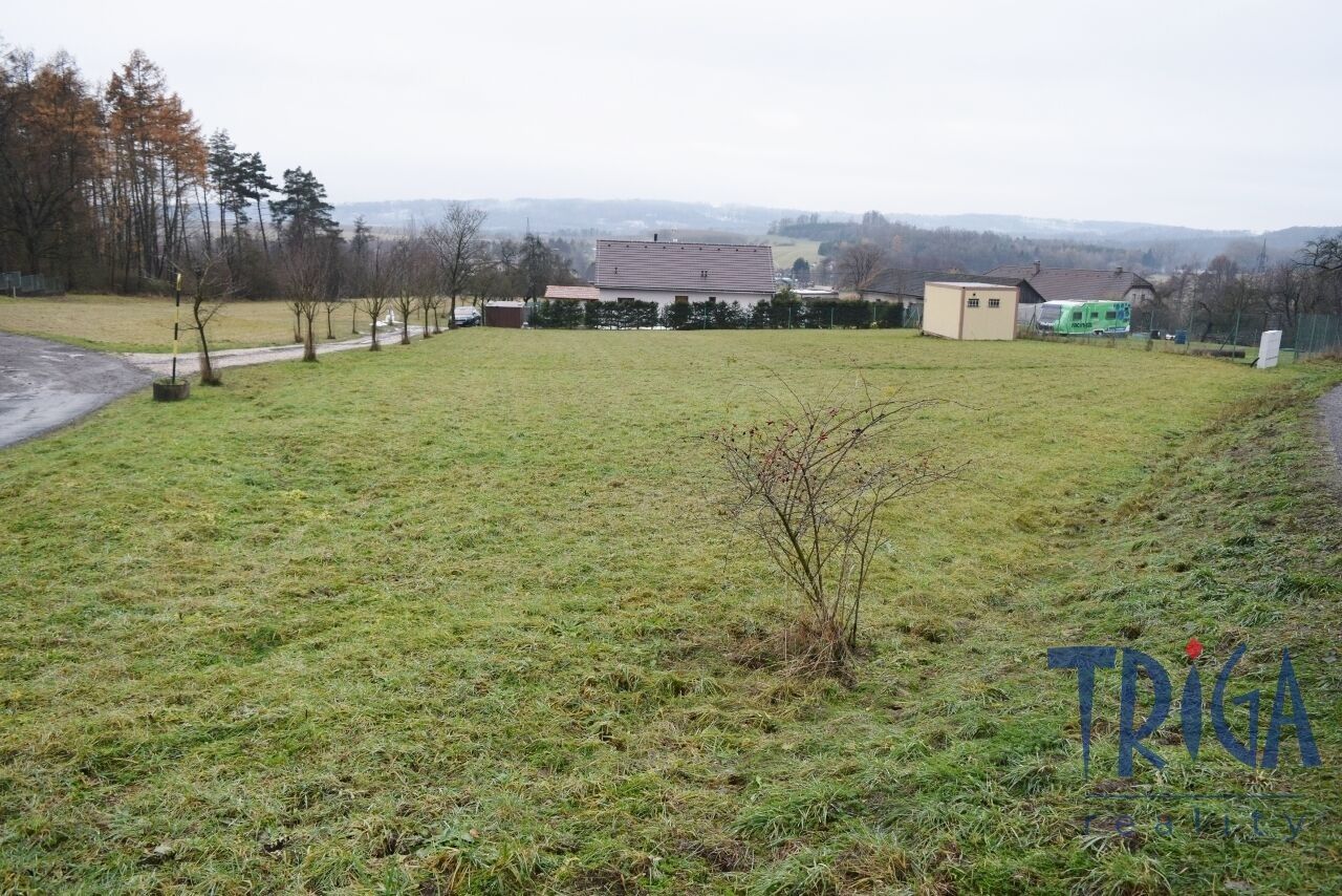 Pozemky pro bydlení, Česko, 1 816 m²