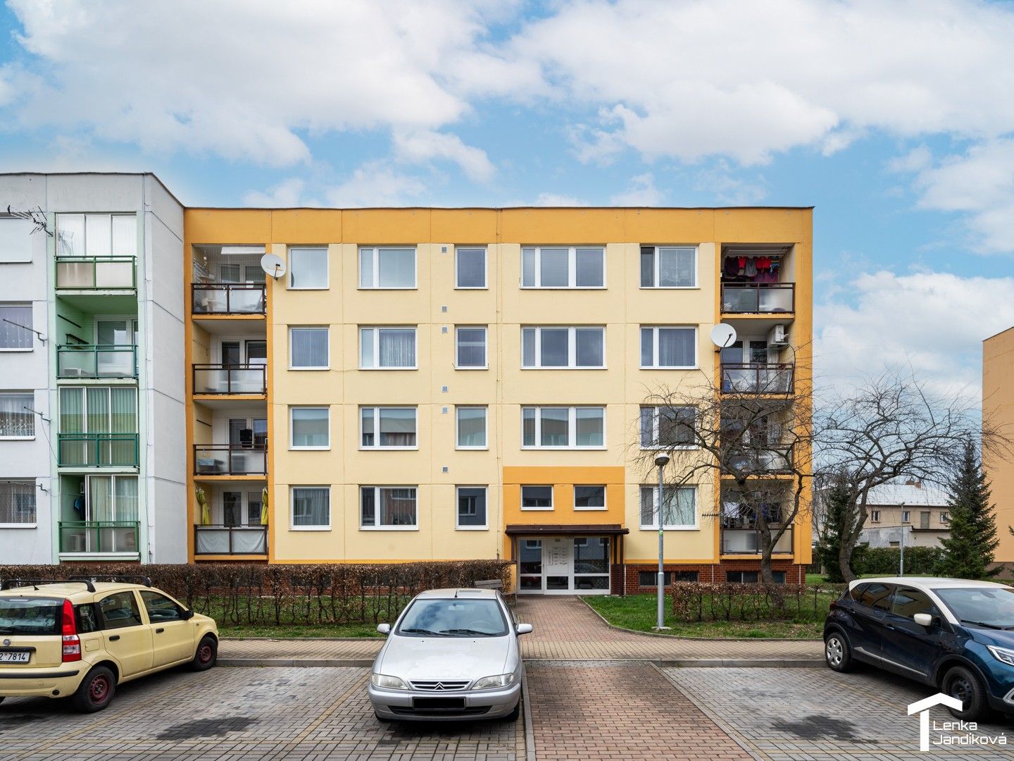 Pronájem byt 1+kk - Na Rybníčkách, Pardubice, 36 m²