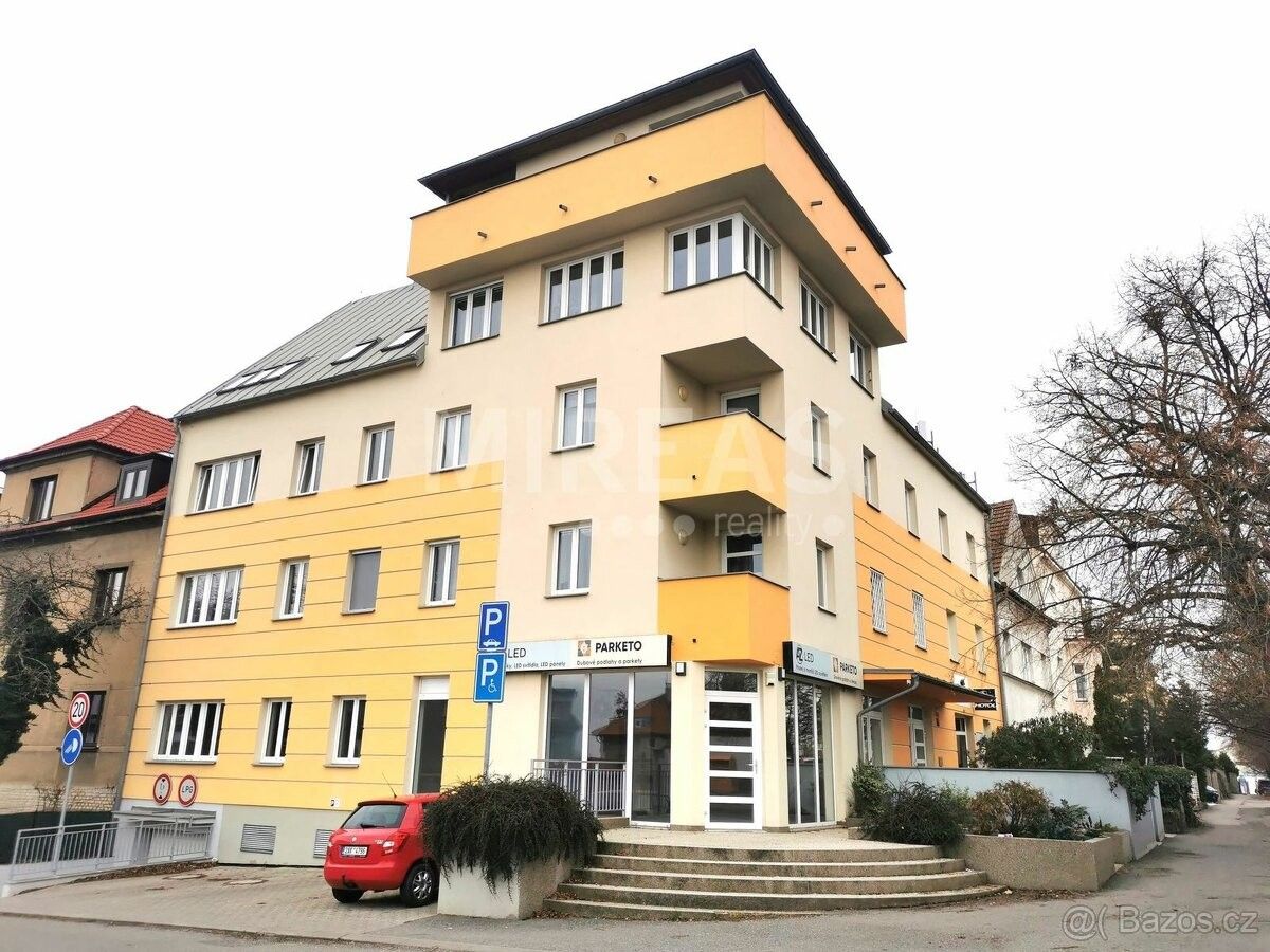 Pronájem byt 2+kk - Praha, 163 00, 38 m²