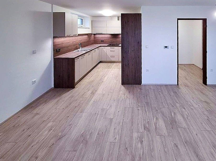 Pronájem byt - Velké Meziříčí, 594 01, 60 m²