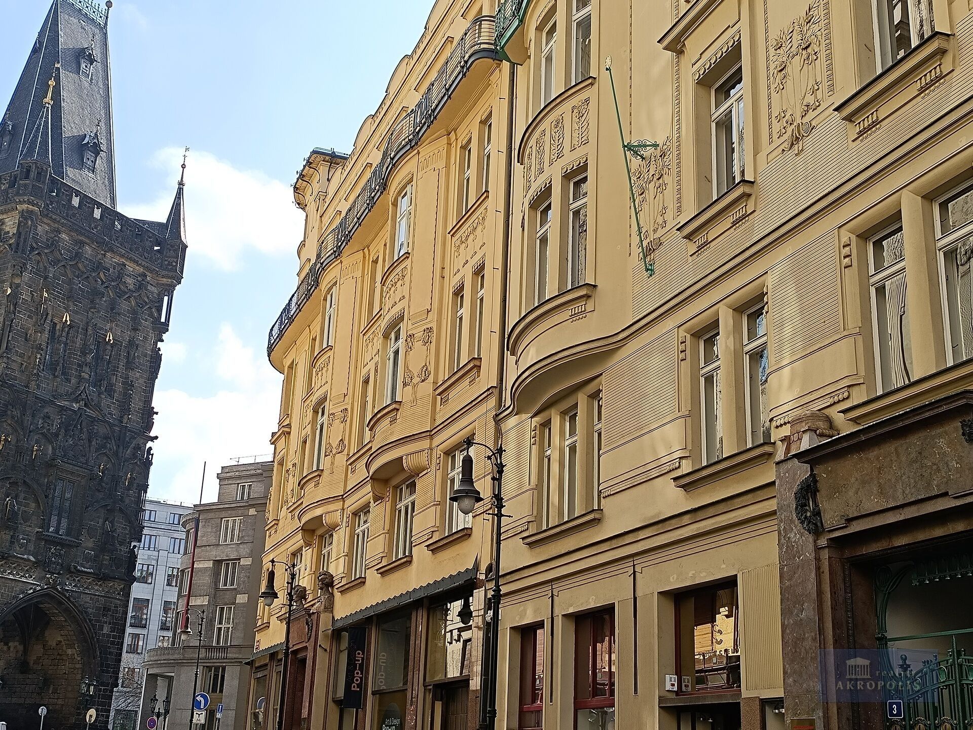 Kanceláře, U Prašné brány, Praha, 379 m²