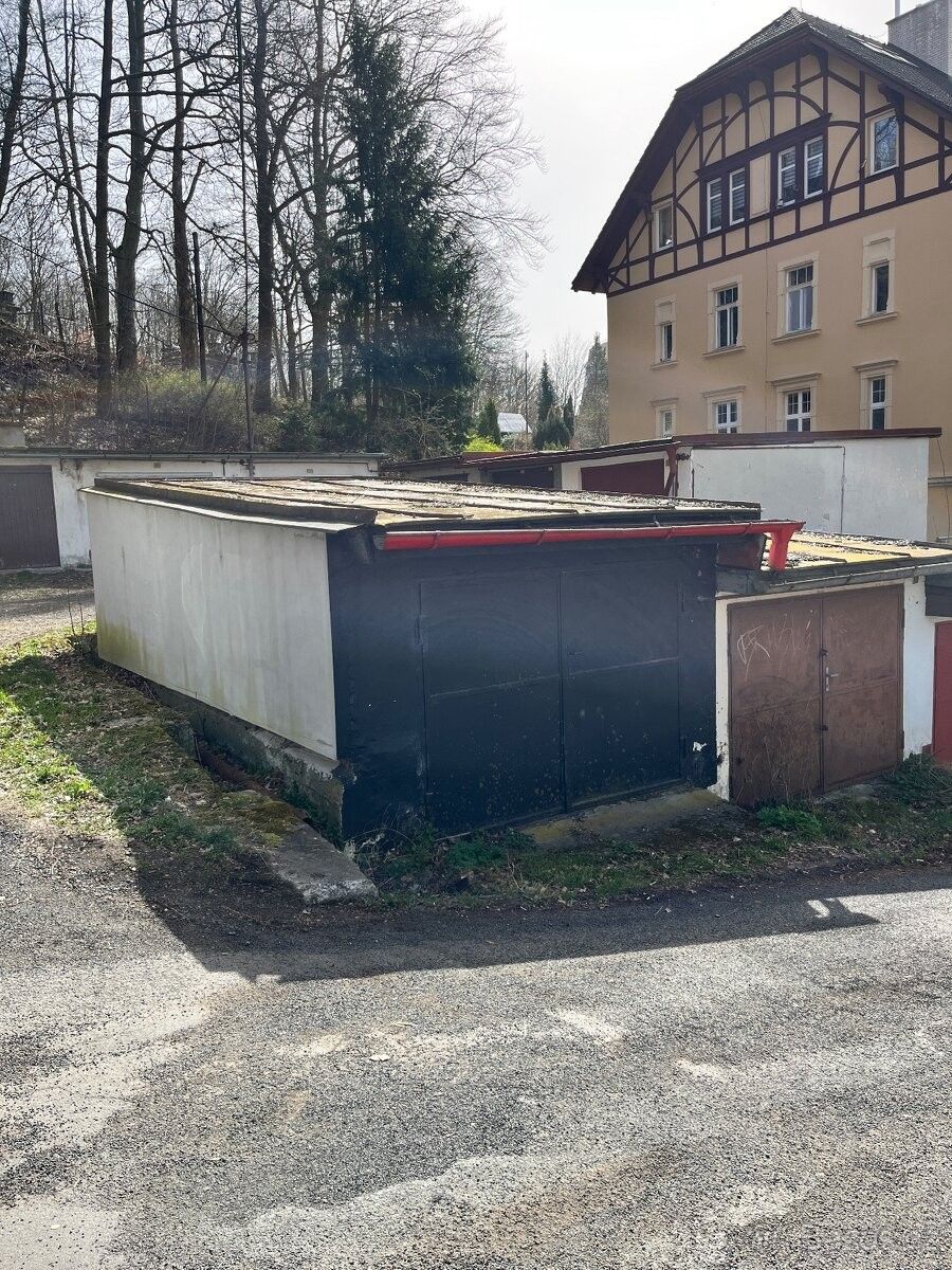 Pronájem garáž - Karlovy Vary, 360 01