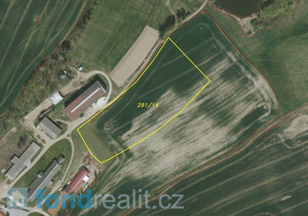 Prodej pozemek - Roseč, 13 364 m²