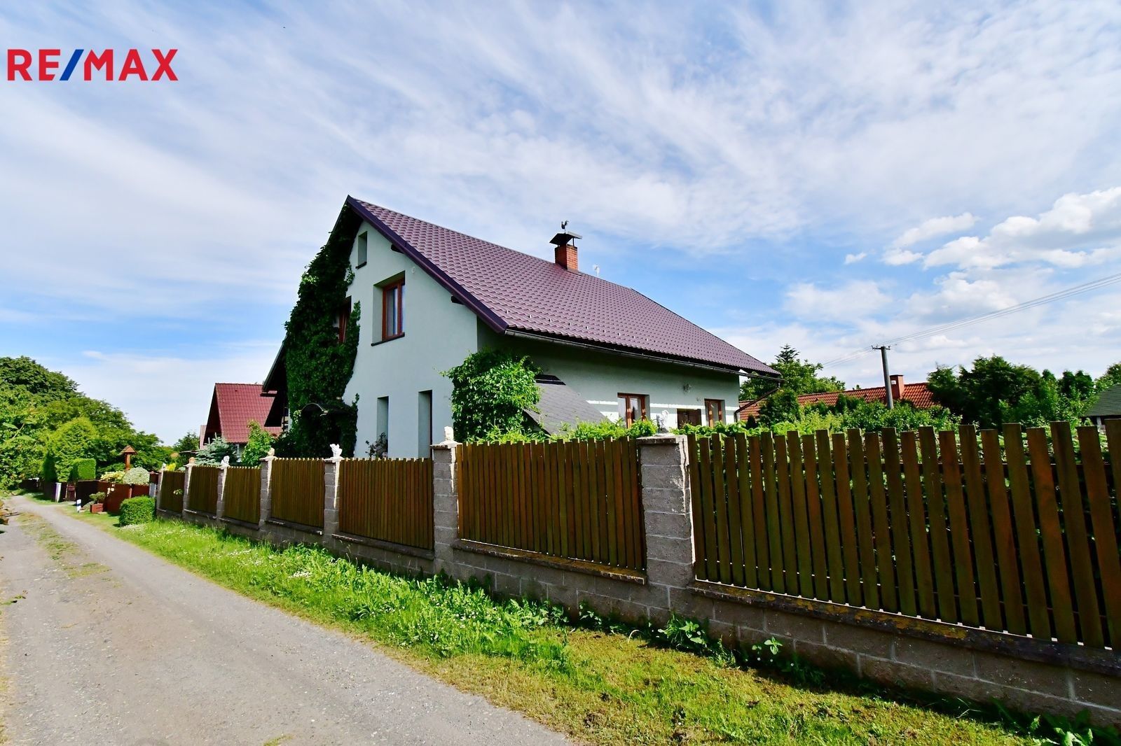 Prodej dům - Zhoř, Červené Janovice, 144 m²