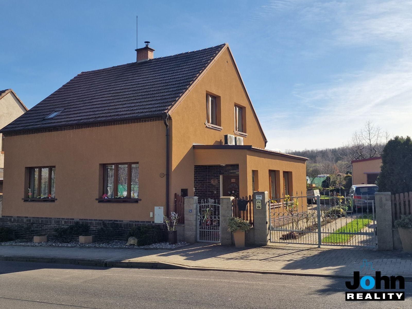 Prodej rodinný dům - Mostecká, Braňany, 200 m²