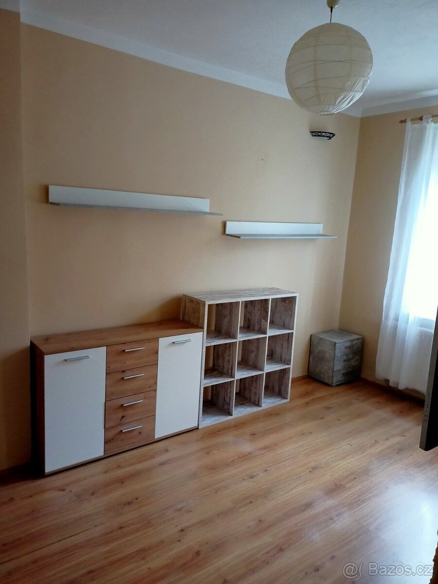 Pronájem byt 2+kk - Karlovy Vary, 360 01, 42 m²