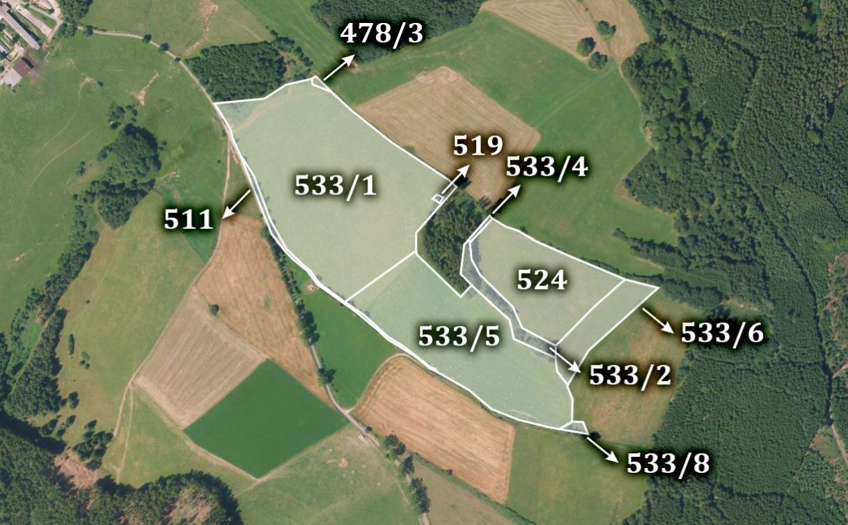 Prodej zemědělský pozemek - Javorek, 127 428 m²