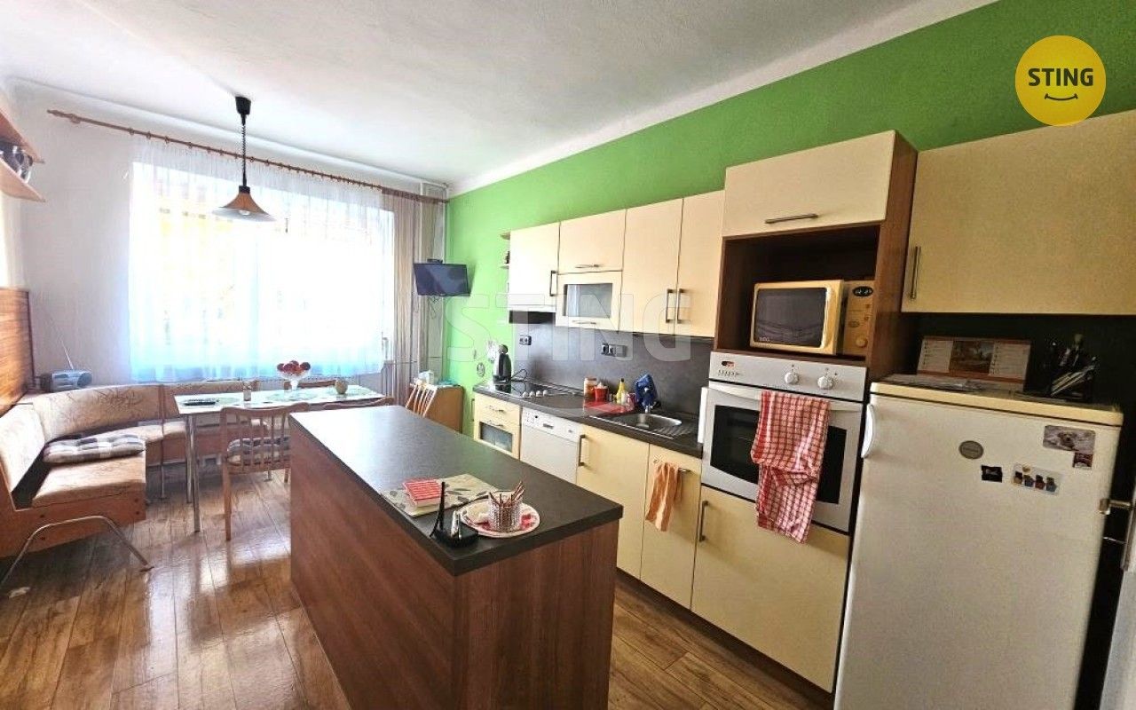 Prodej rodinný dům - Prostějovská, Smržice, 180 m²