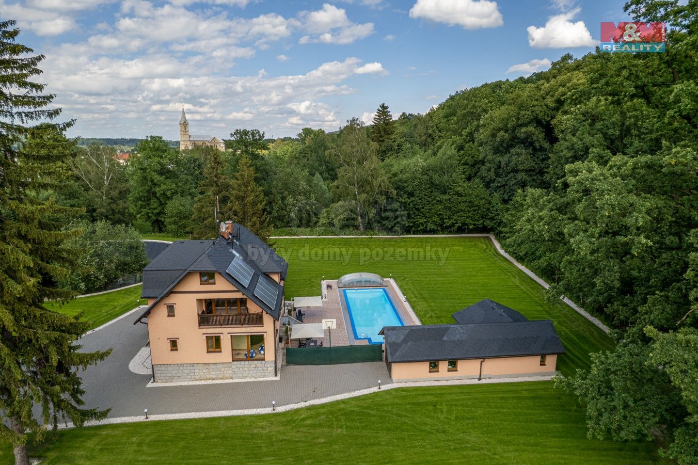 Prodej rodinný dům - Hlavní, Mikulovice, 450 m²