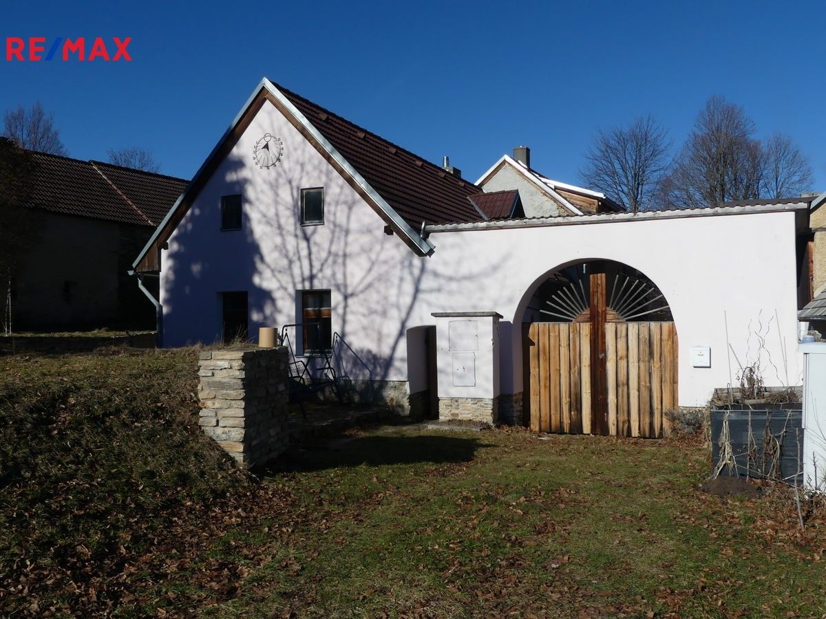 Prodej dům - Klenovice, Mičovice, 206 m²