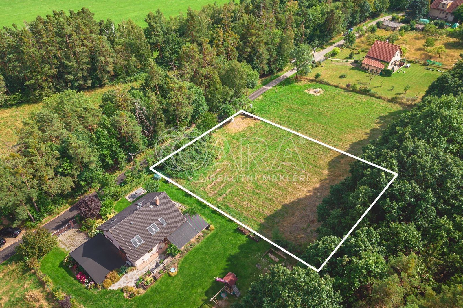 Prodej pozemek pro bydlení - Běštín, 1 698 m²
