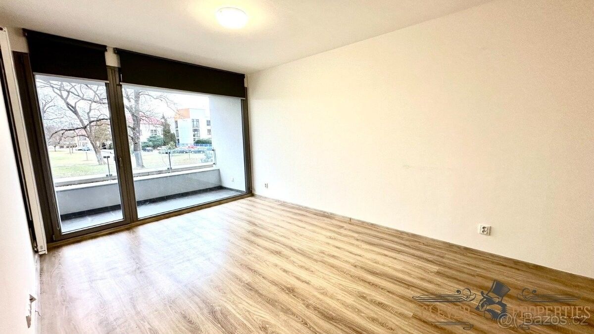 Pronájem byt 2+kk - Pardubice, 530 03, 50 m²