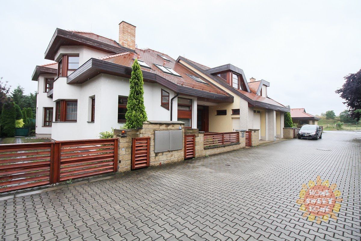 Rodinné domy, Na cípu, Praha, 384 m²