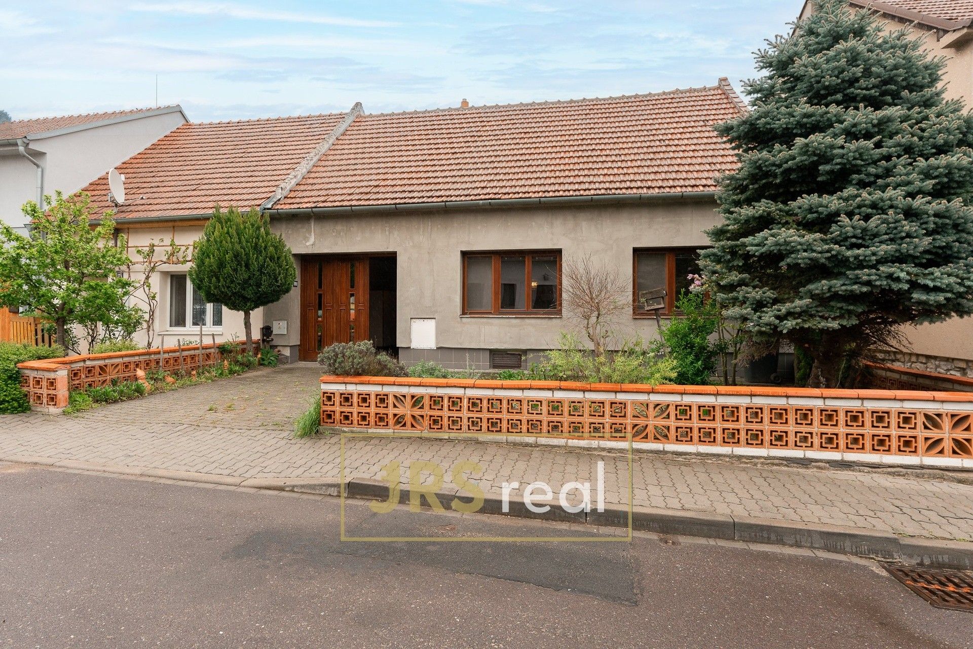 Prodej dům - Újezd u Brna, 195 m²