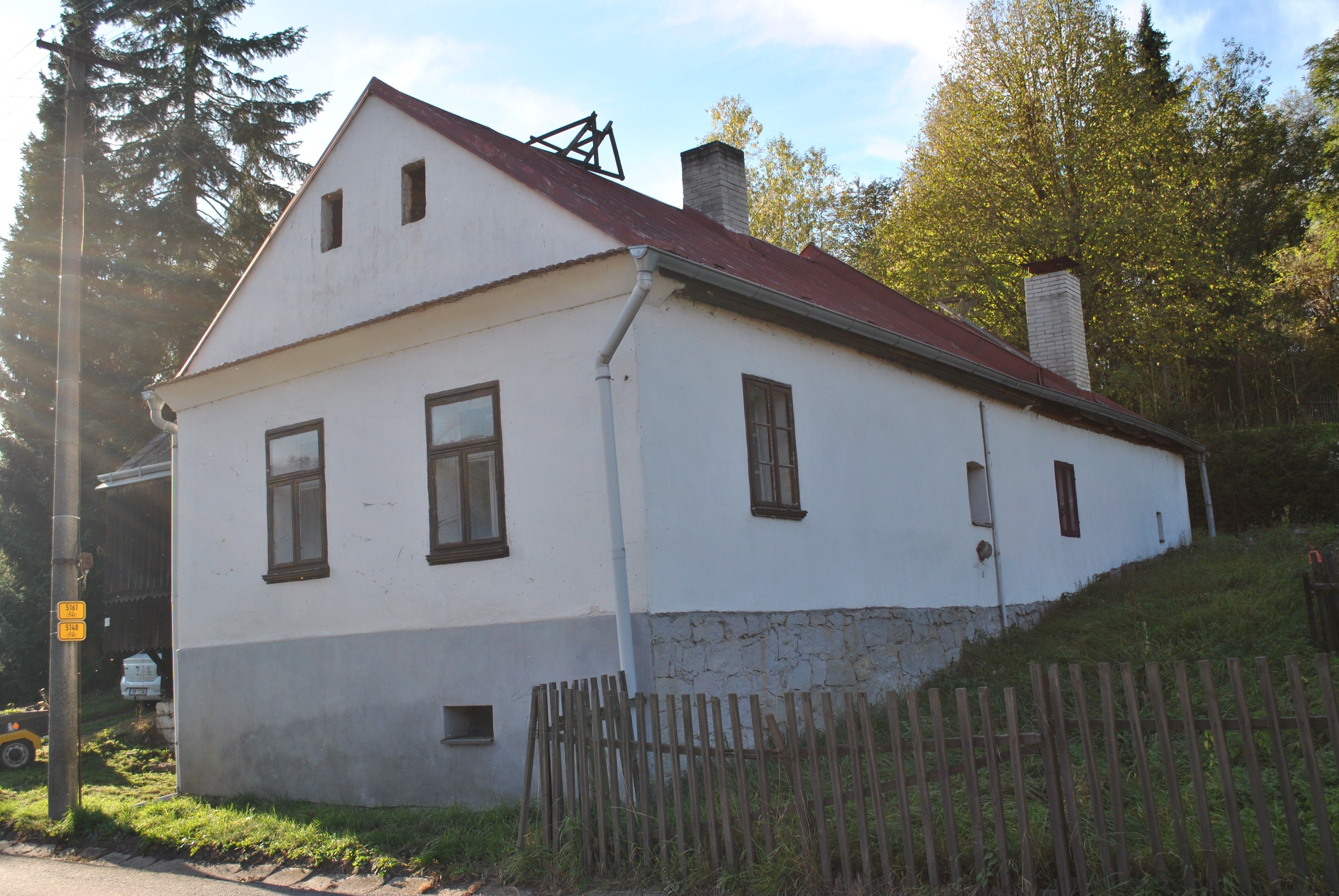 Prodej rodinný dům - Šnekov 33, Březina, 84 m²