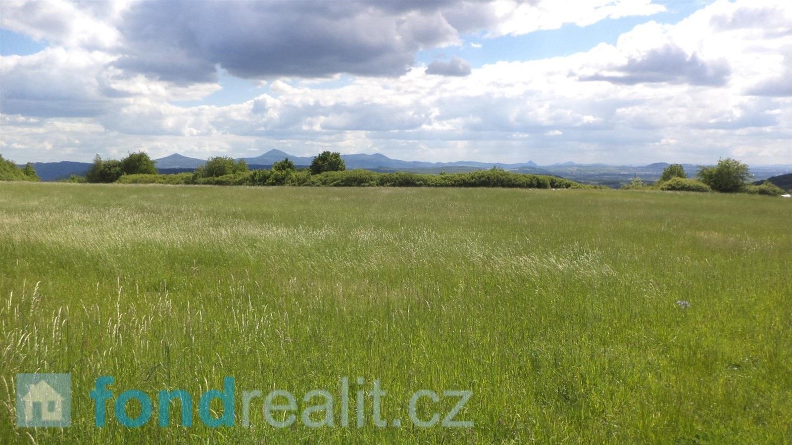 Prodej zemědělský pozemek - Ústí nad Labem, 8 700 m²