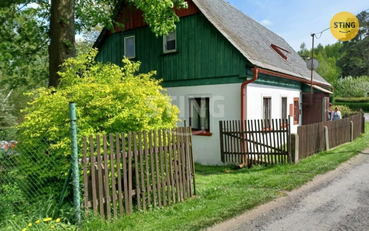 Prodej rodinný dům - Loučné, Jiříkov, 190 m²