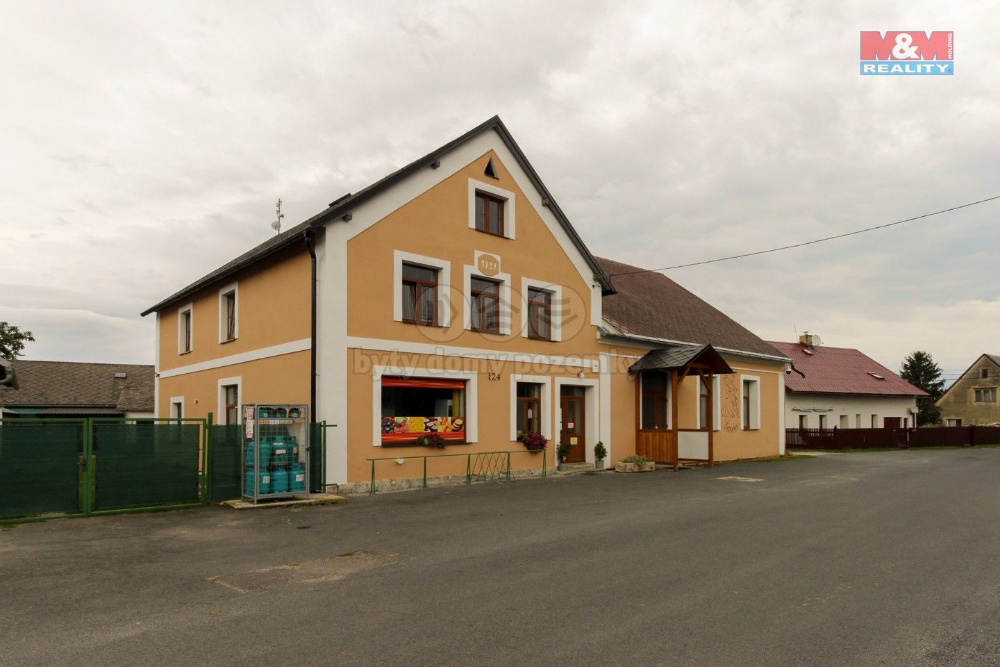 Restaurace, Havlíčkova, Javorník, 360 m²