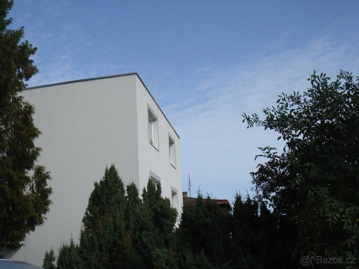Prodej dům - Praha, 190 00, 315 m²