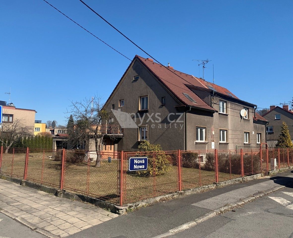 Rodinné domy, Nová, Český Těšín, 158 m²