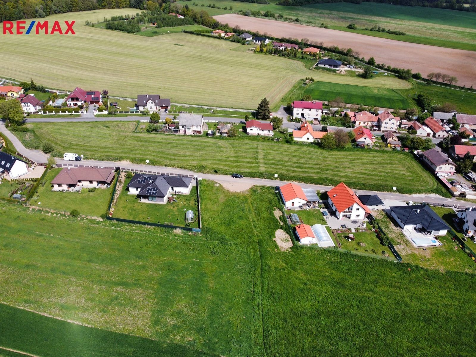 Prodej pozemek pro bydlení - Občov, 1 053 m²