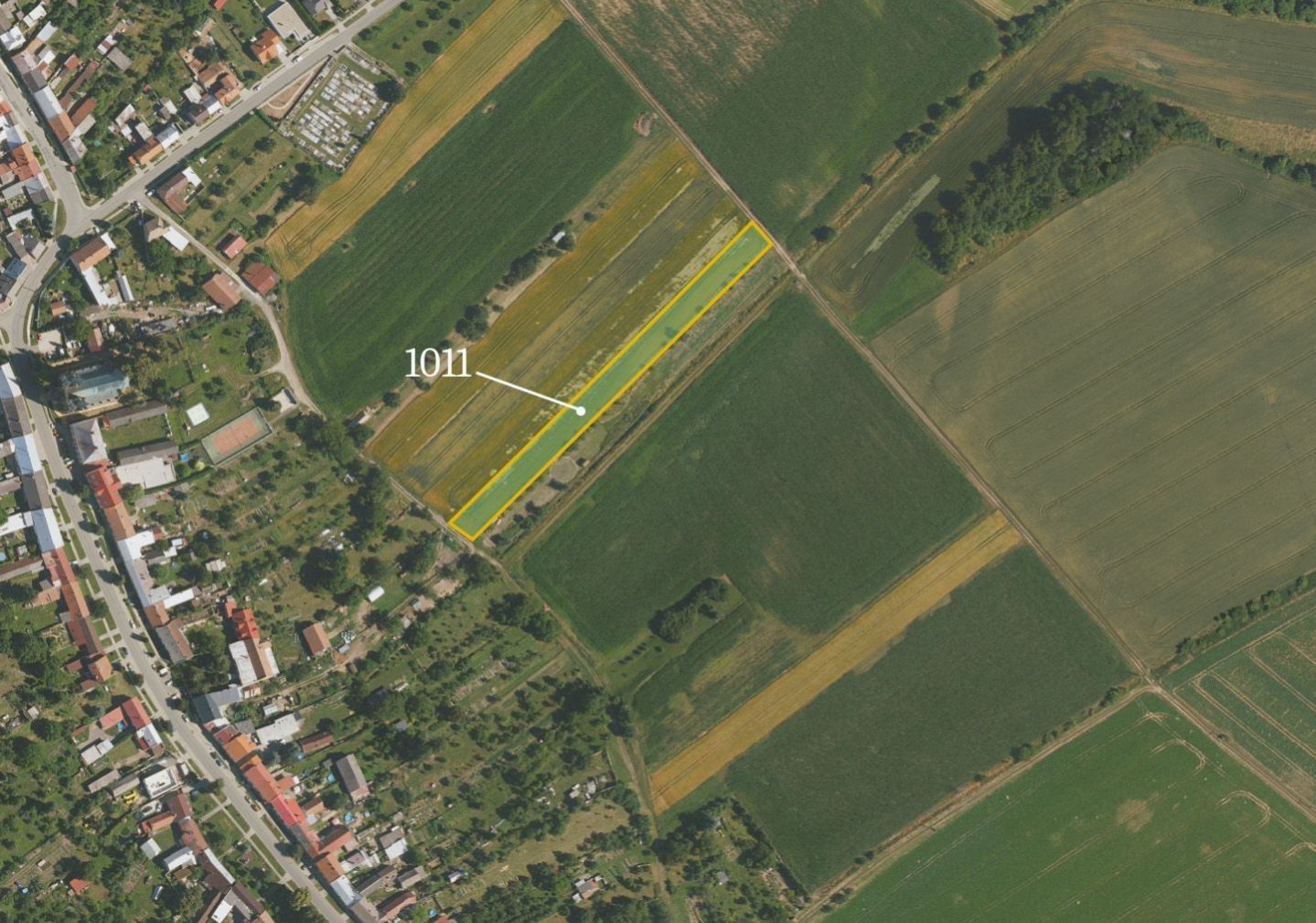 Prodej zemědělský pozemek - Rataje, 24 471 m²
