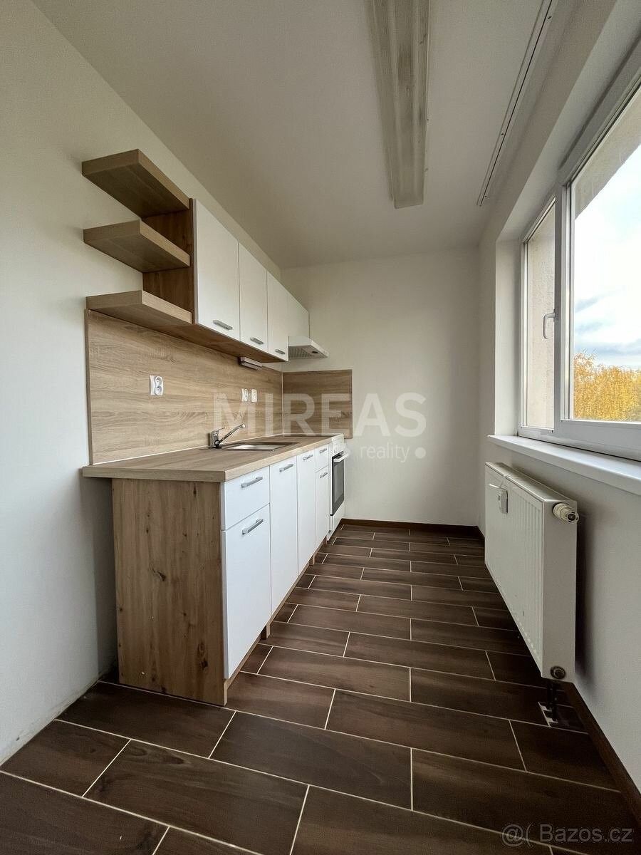 Pronájem byt 2+1 - Milovice nad Labem, 289 24, 47 m²