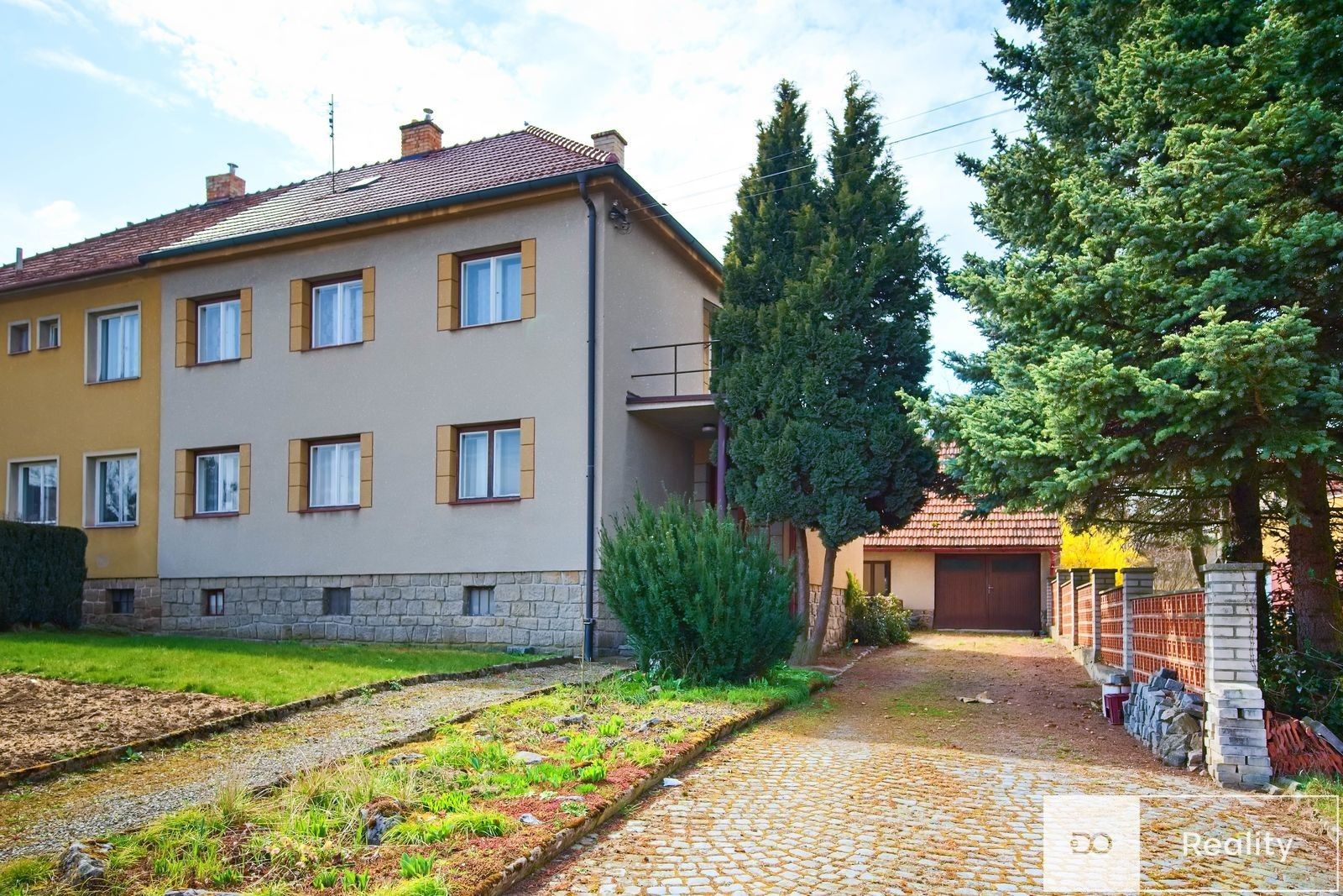 Rodinné domy, Budovatelská, Černá Hora, 149 m²
