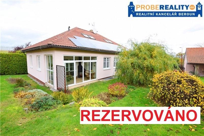 Prodej rodinný dům - Panoší Újezd, 300 m²