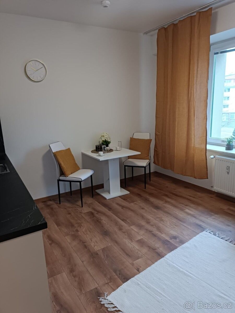 Prodej byt - Praha, 160 00, 18 m²
