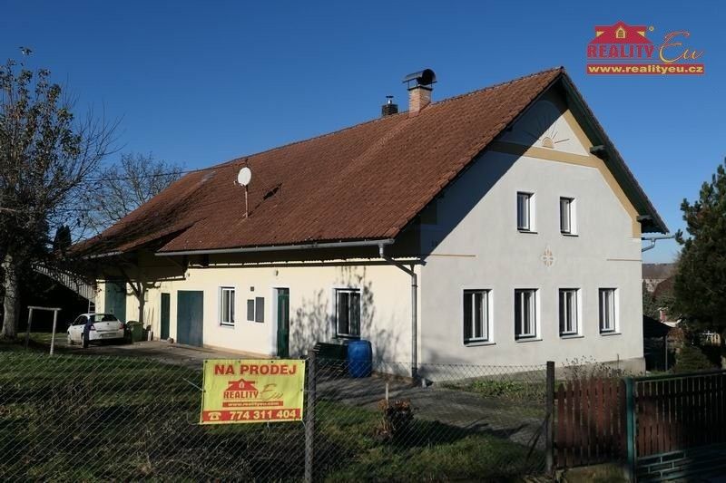 Prodej dům - Záhornice, Trnov, 130 m²