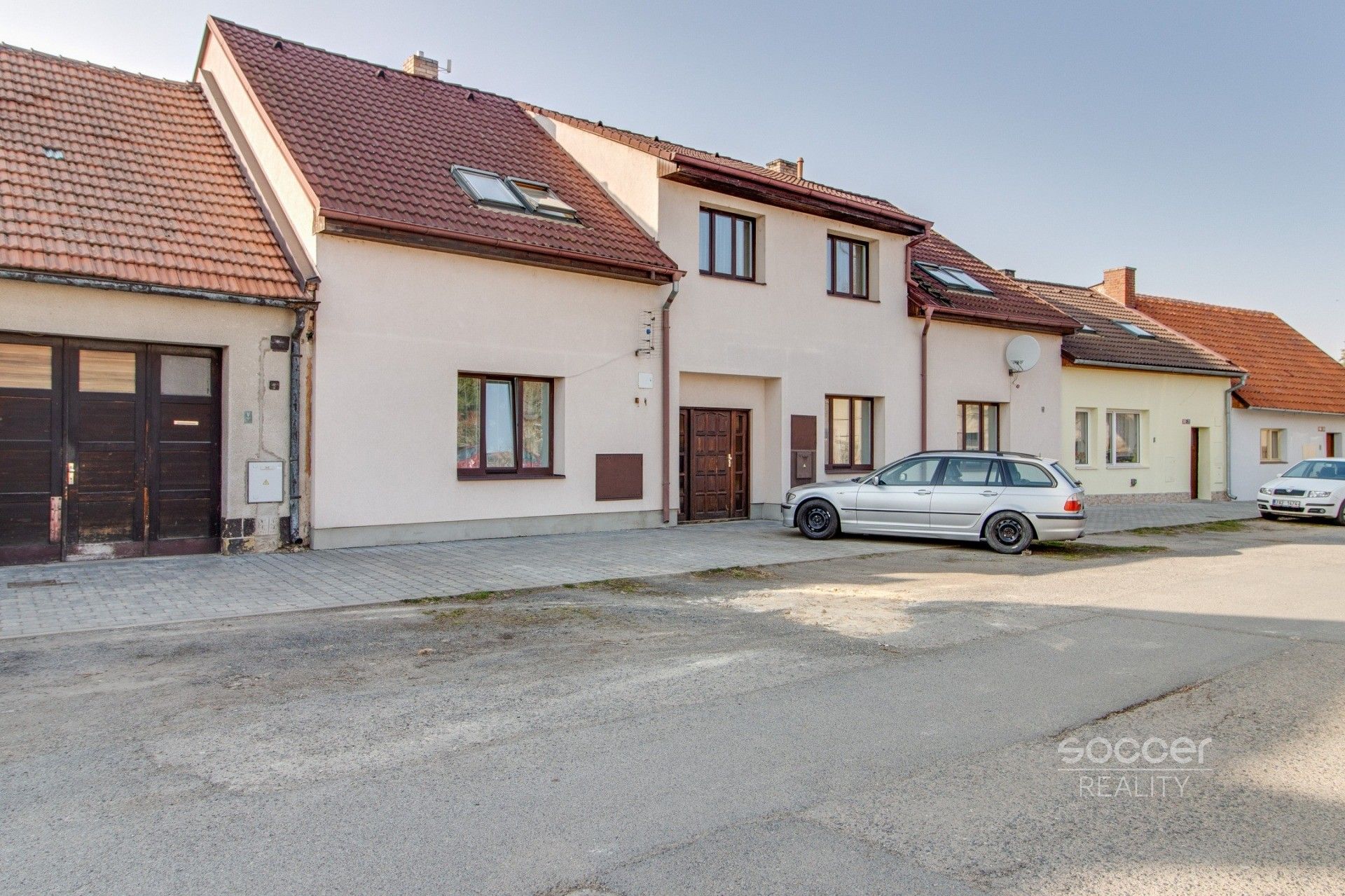 Prodej dům - Kostelec nad Labem, 360 m²