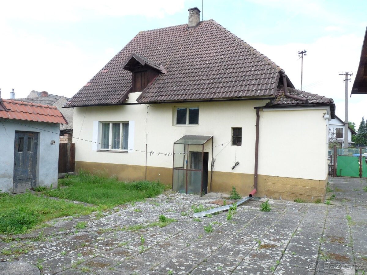 Prodej dům - Sojovice, 294 75, 292 m²