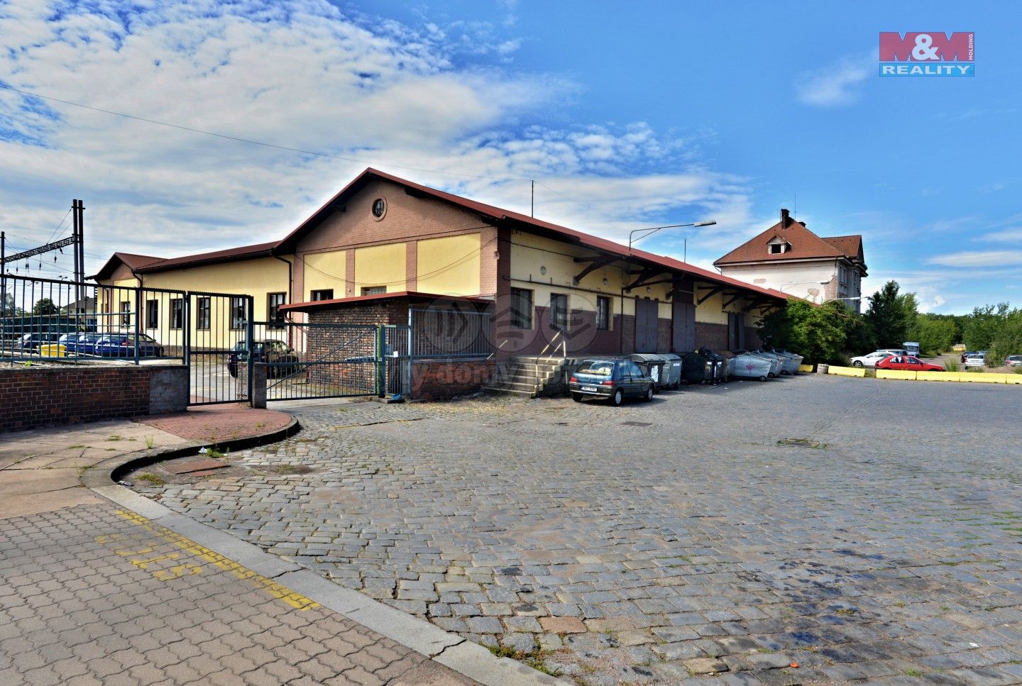Prodej obchodní prostory - Pražské Předměstí, Hradec Králové, 3 000 m²