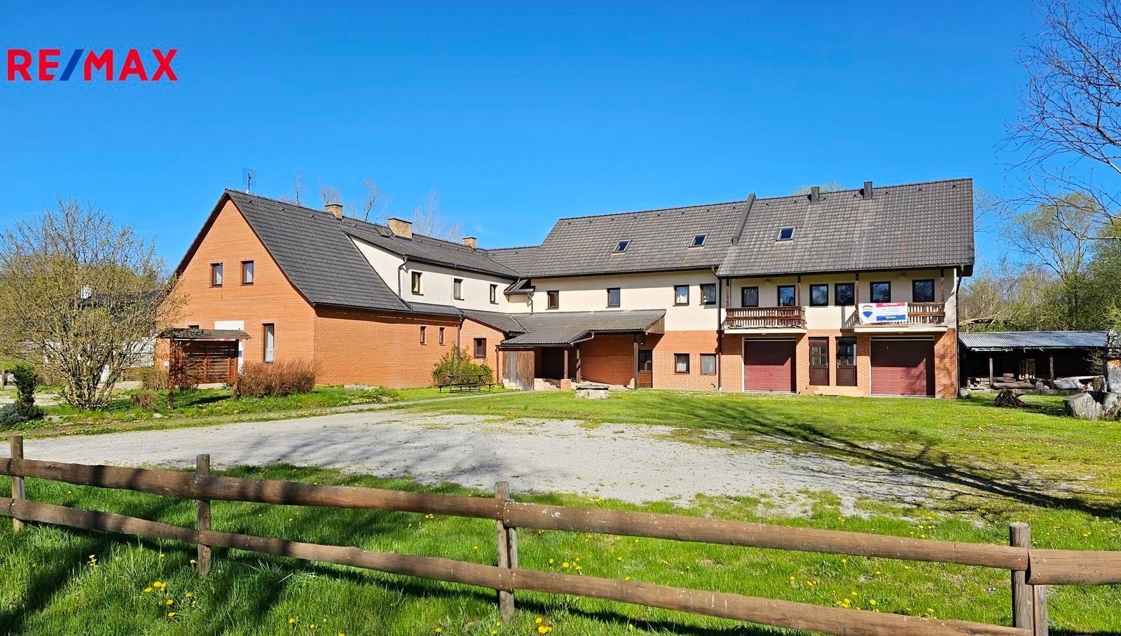 Prodej ubytovací zařízení - Láz, Nová Pec, 740 m²