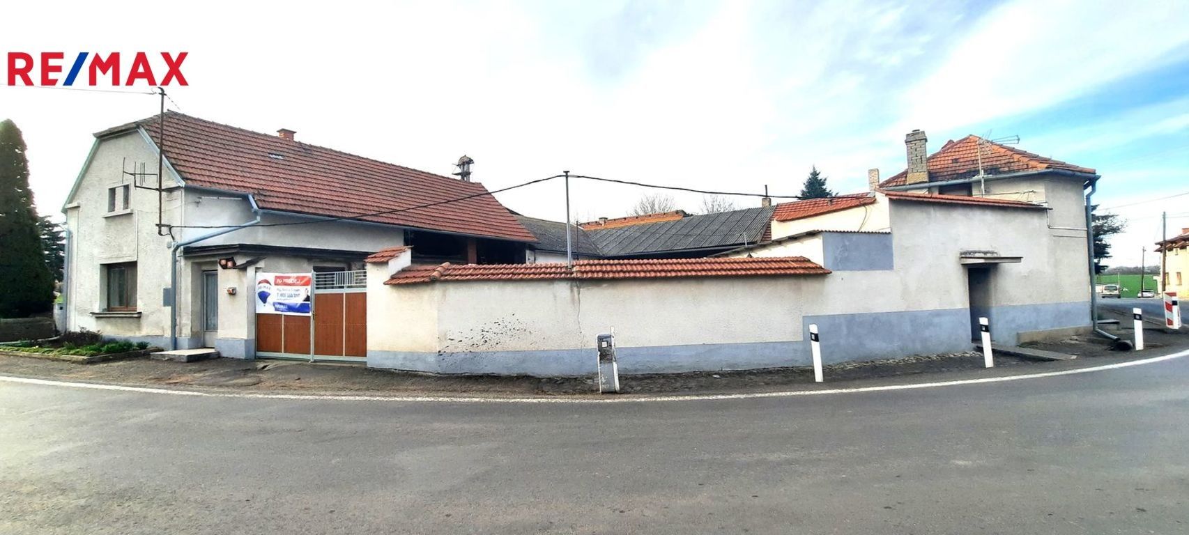 Prodej dům - Evaň, 207 m²